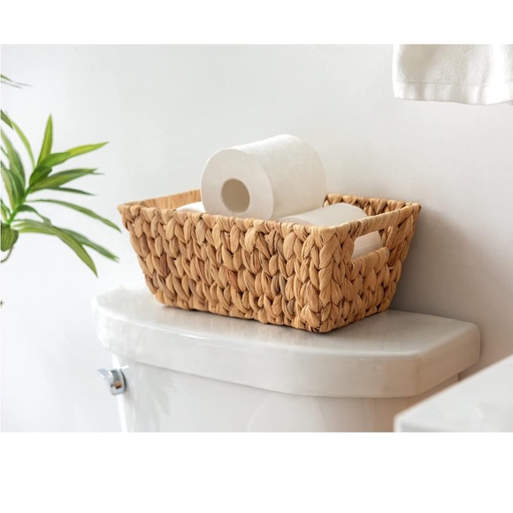 Wicker storage baskets two pack. 2 new wicker storage bins. Organization baskets - Picture 3 of 7